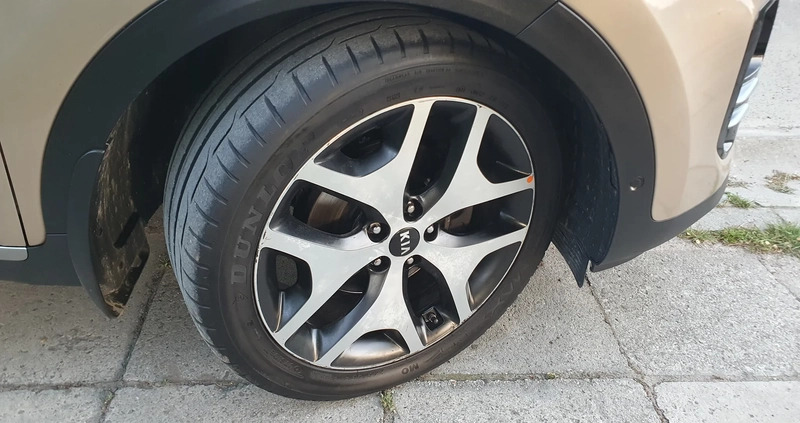 Kia Sportage cena 97800 przebieg: 138000, rok produkcji 2018 z Mielec małe 379